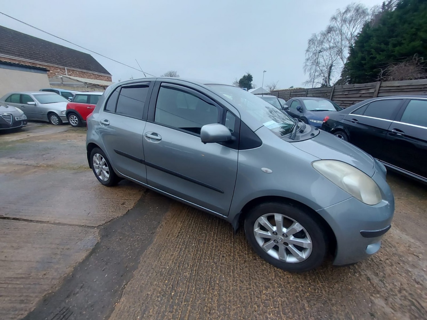 Used Toyota Yaris 2007 for sale - 77370666: Photo 13