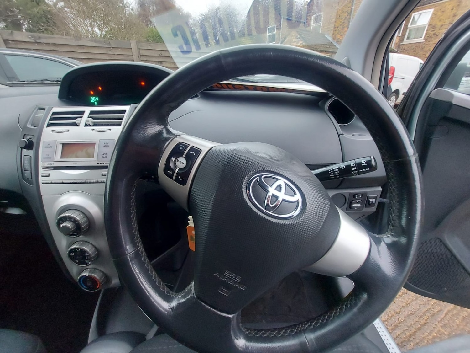 Used Toyota Yaris 2007 for sale - 77370666: Photo 18