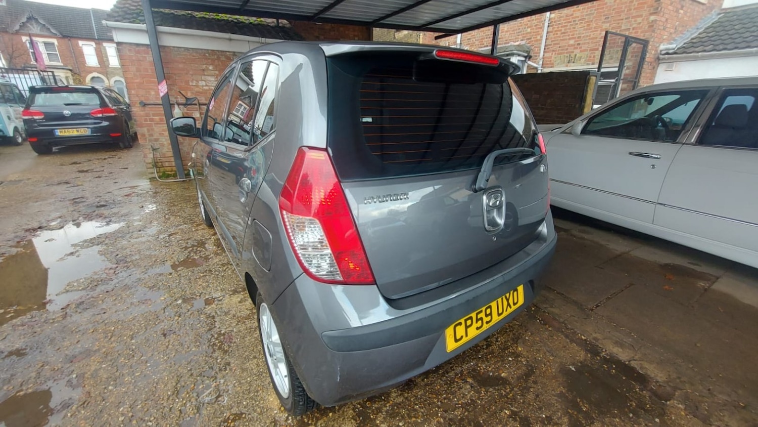 Used Hyundai i10 2010 for sale - 76536786: Photo 18