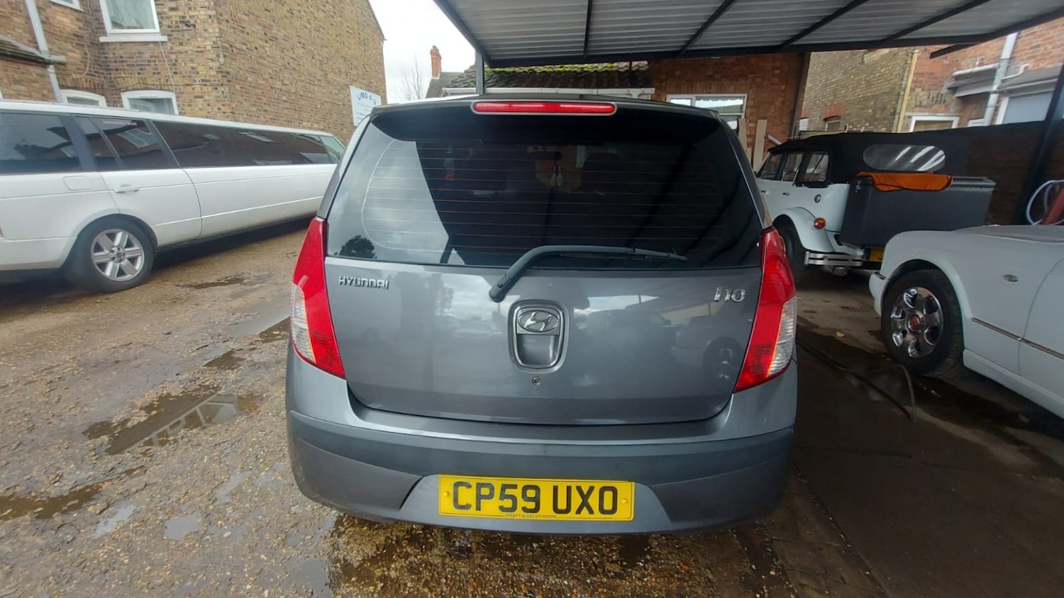 Used Hyundai i10 2010 for sale - 76536786: Photo 3