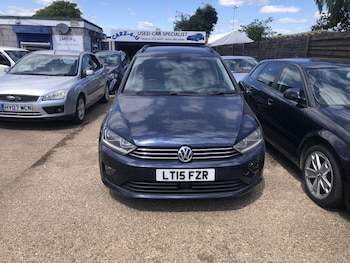Used Volkswagen Golf SV 2015 for sale - 79060088: Photo
