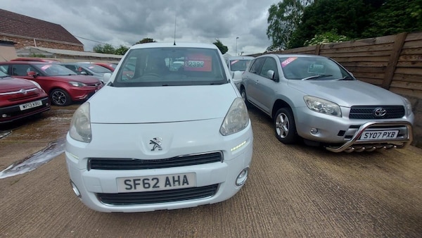 Used Peugeot Partner Tepee 2012 for sale - 72981890: Photo 12