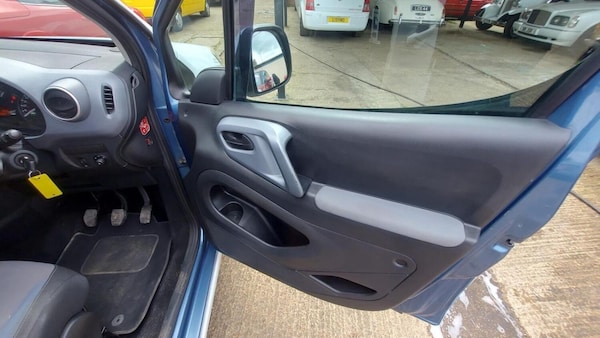 Used Peugeot Partner Tepee 2012 for sale - 72981890: Photo 18