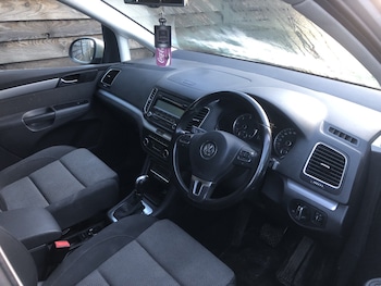 Used Volkswagen Sharan 2011 for sale - 76957204: Photo