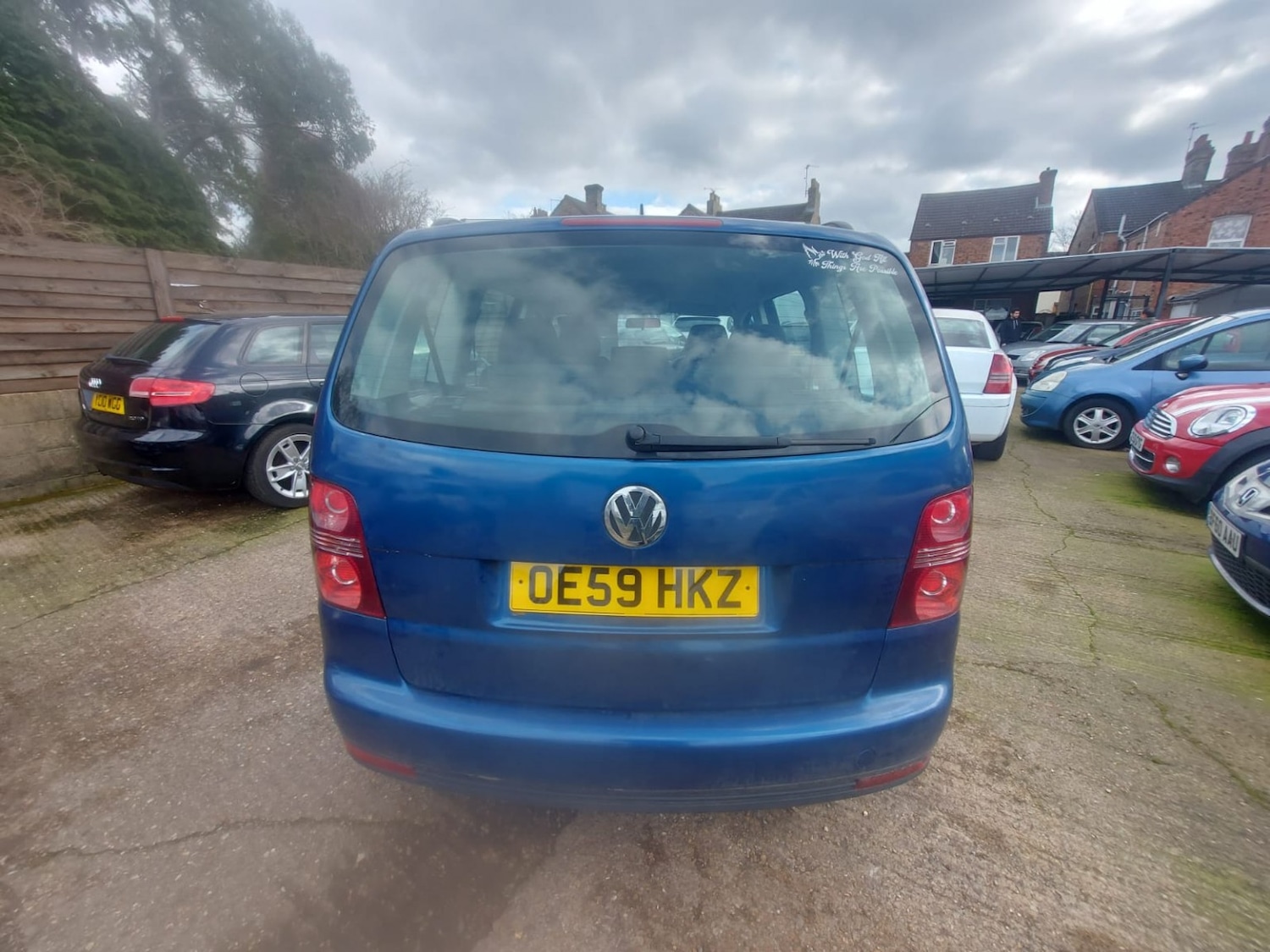 Used Volkswagen Touran 2010 for sale - 77610060: Photo 11