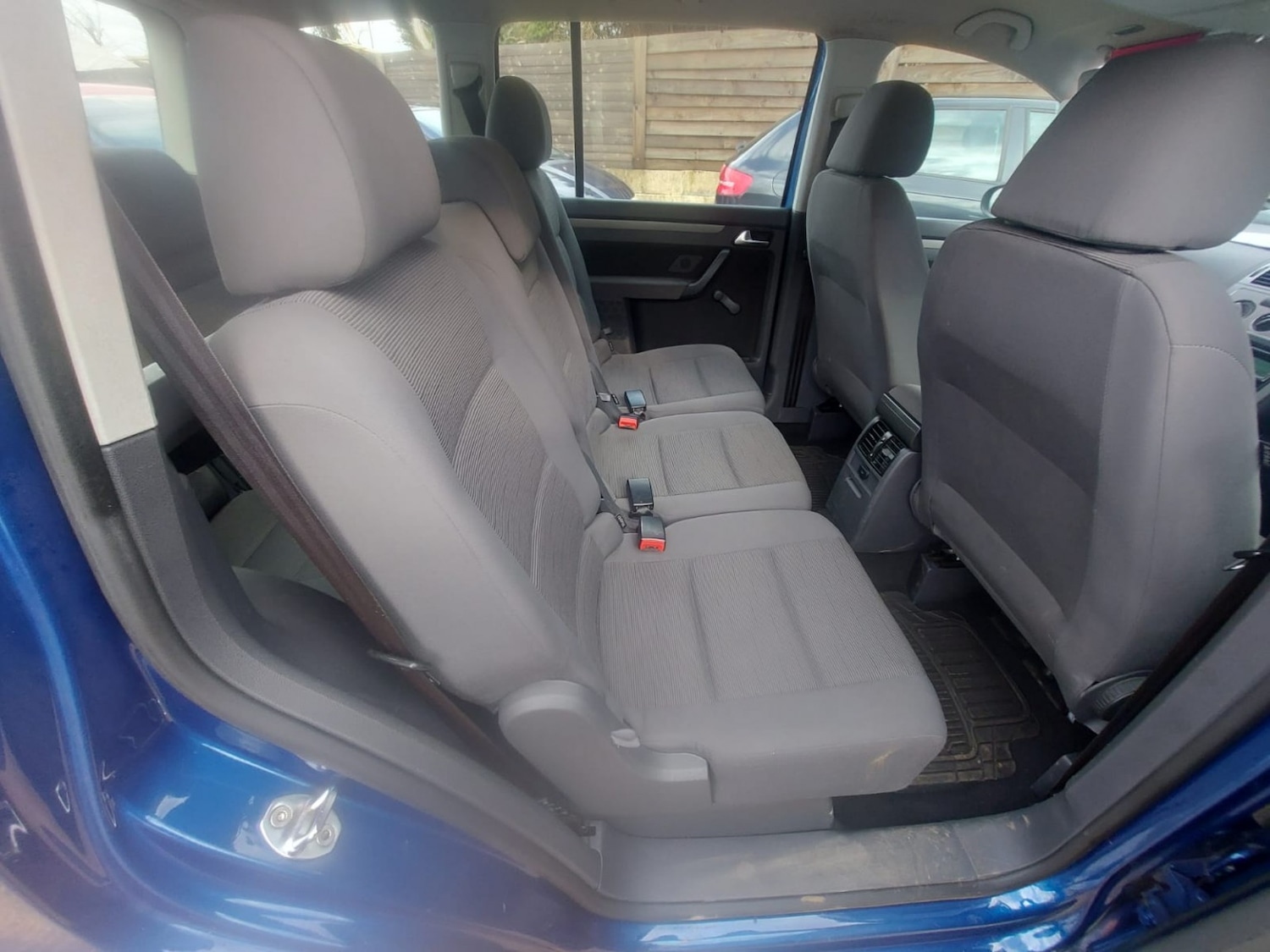 Used Volkswagen Touran 2010 for sale - 77610060: Photo 18