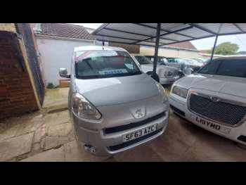 Used Peugeot Partner Tepee 2013 for sale - 74748457: Photo