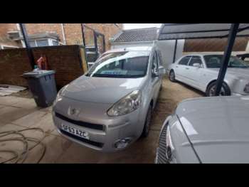 Used Peugeot Partner Tepee 2013 for sale - 74748457: Photo