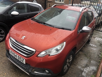 Used Peugeot 2008 2015 for sale - 77953891: Photo