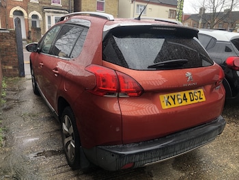 Used Peugeot 2008 2015 for sale - 77953891: Photo
