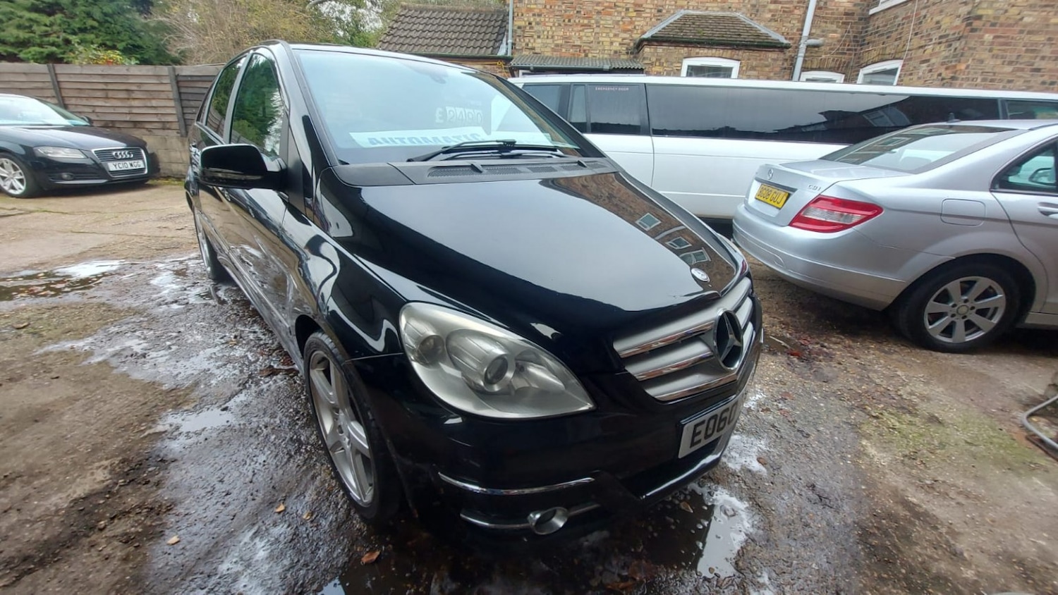Used Mercedes-Benz B Class 2010 for sale - 76605950: Photo 1