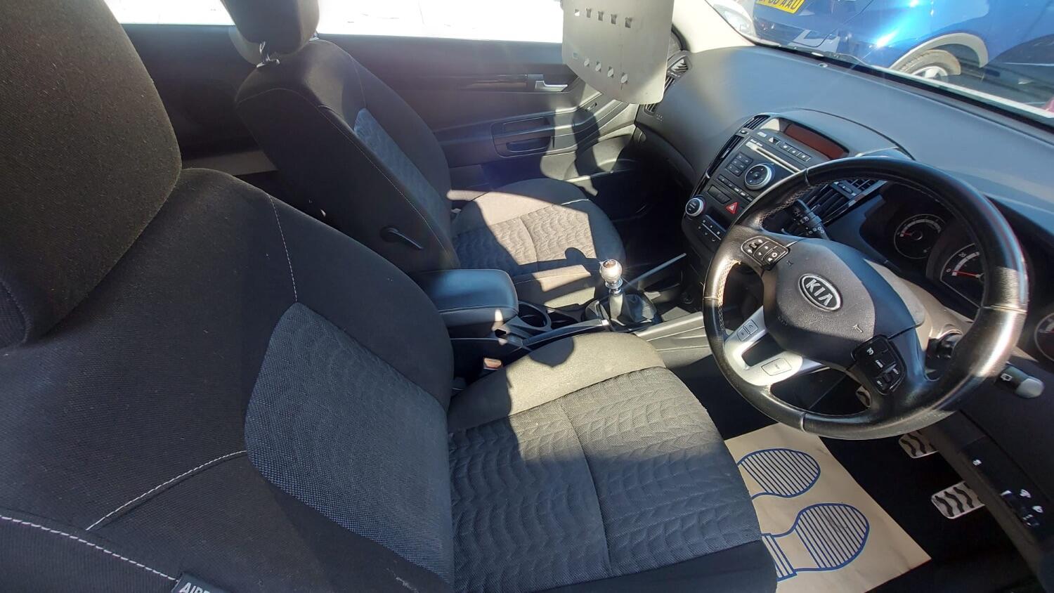 Used Kia Pro Ceed 2010 for sale - 77464688: Photo 14