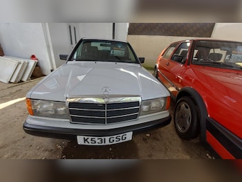 Used Mercedes-Benz 190 1993 for sale - 76793548: Photo