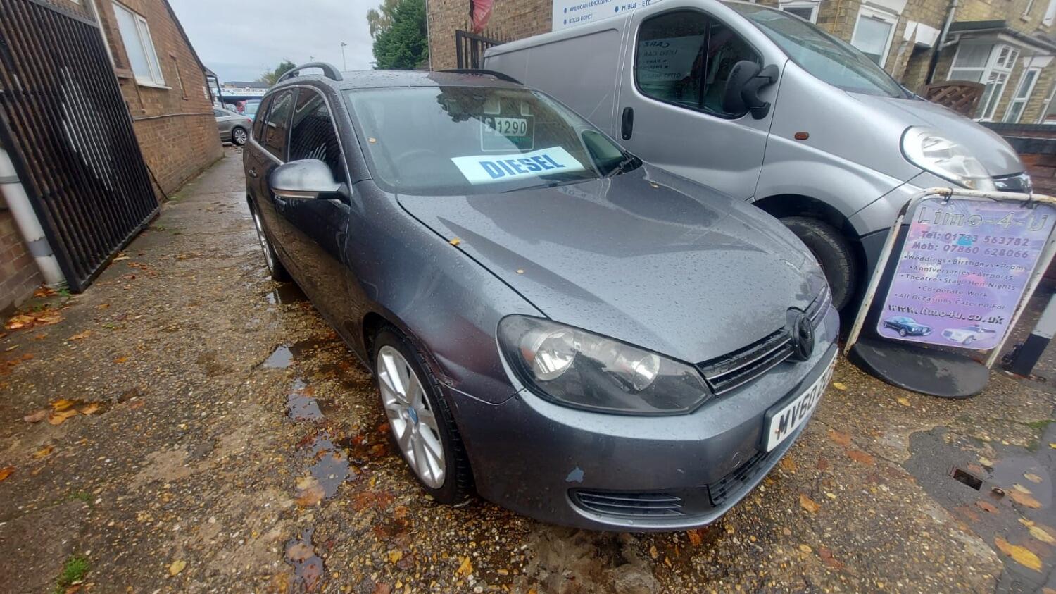 Used Volkswagen Golf 2010 for sale - 76164549: Photo 2