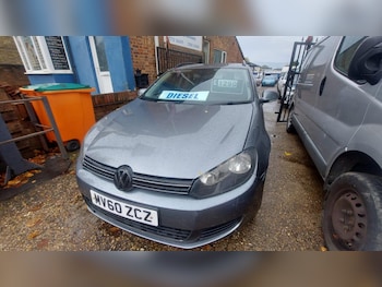 Used Volkswagen Golf 2010 for sale - 76164549: Photo