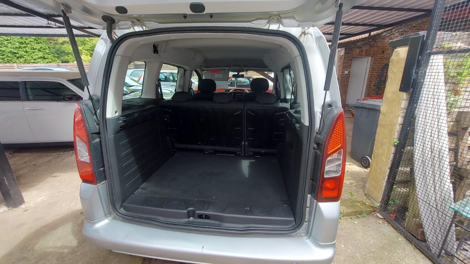 Used Peugeot Partner Tepee 2013 for sale - 76793554: Photo 11