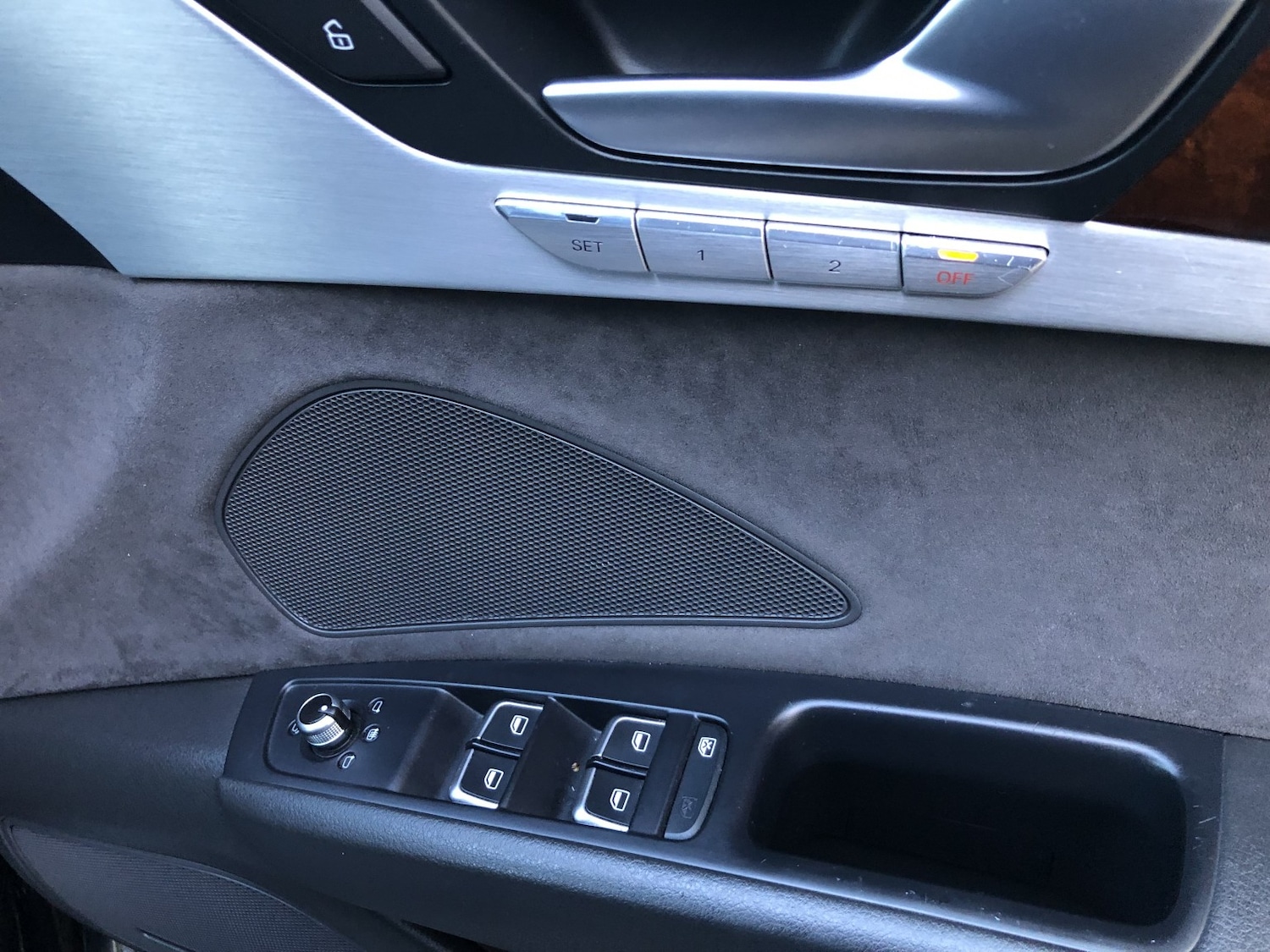 Used Audi A8 2013 for sale - 77049255: Photo 28