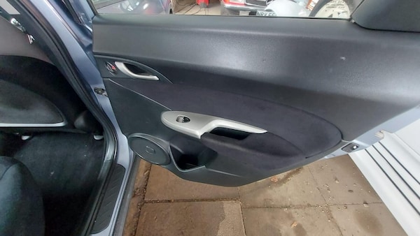 Used Honda Civic 2006 for sale - 76237221: Photo 12
