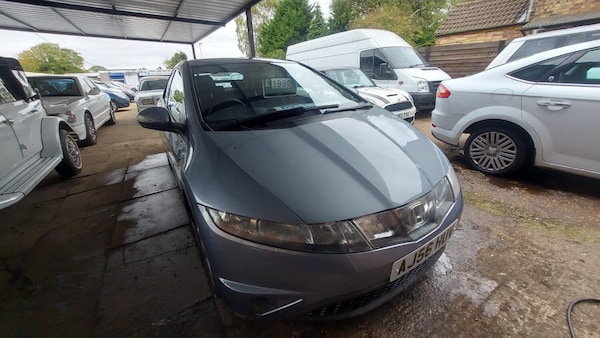 Used Honda Civic 2006 for sale - 76237221: Photo 1