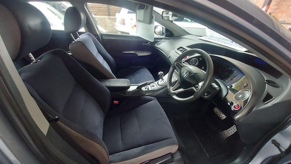 Used Honda Civic 2006 for sale - 76237221: Photo 24