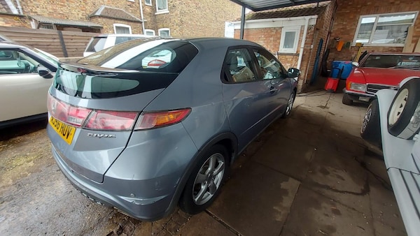 Used Honda Civic 2006 for sale - 76237221: Photo 5
