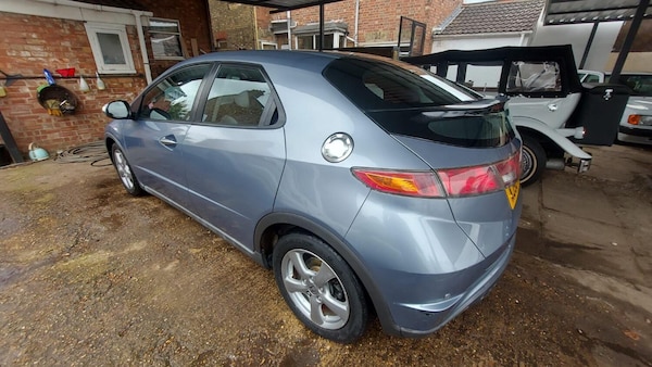 Used Honda Civic 2006 for sale - 76237221: Photo 9