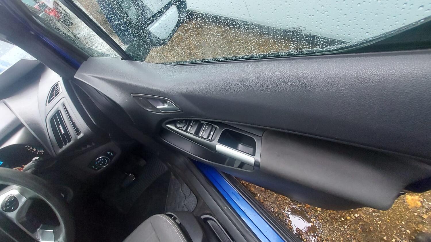 Used Ford Grand Tourneo Connect 2016 for sale - 76305570: Photo 20