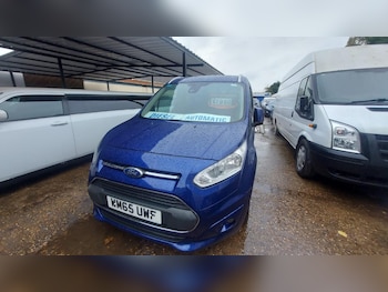 Used Ford Grand Tourneo Connect 2016 for sale - 76305570: Photo