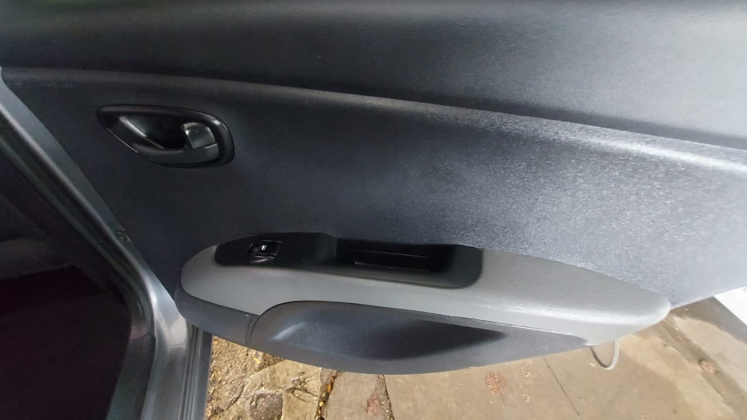 Used Hyundai i10 2010 for sale - 76769937: Photo 14