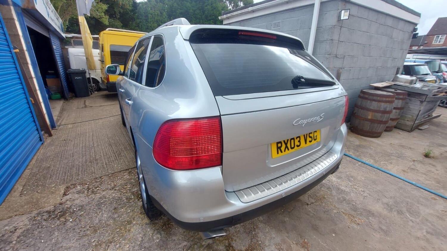 Used Porsche Cayenne 2003 for sale - 77478174: Photo 5