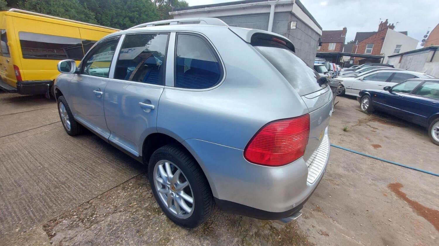 Used Porsche Cayenne 2003 for sale - 77478174: Photo 9