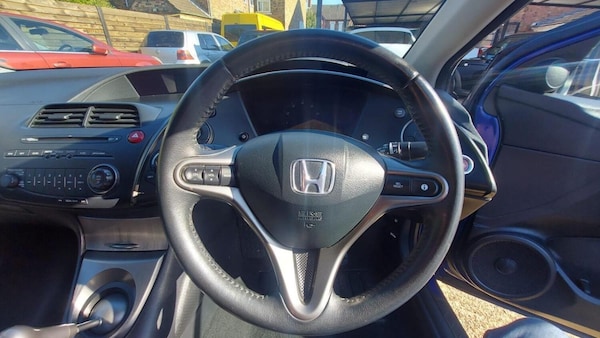 Used Honda Civic 2010 for sale - 72981884: Photo 16