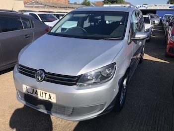 Used Volkswagen Touran 2014 for sale - 79105140: Photo