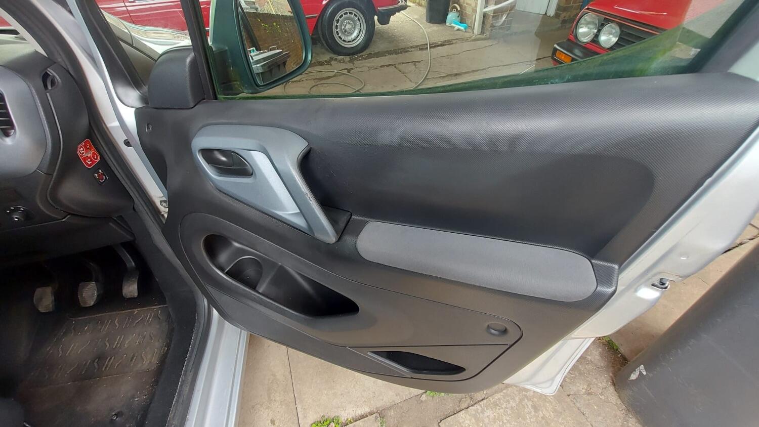 Used Peugeot Partner Tepee 2013 for sale - 77464450: Photo 13