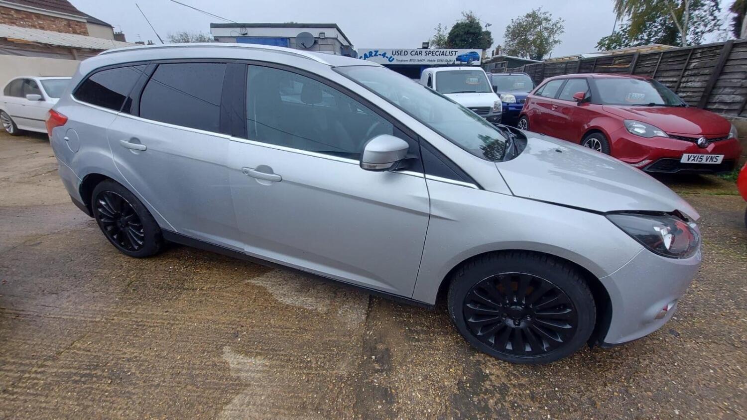 Used Ford Focus 2014 for sale - 77464911: Photo 4