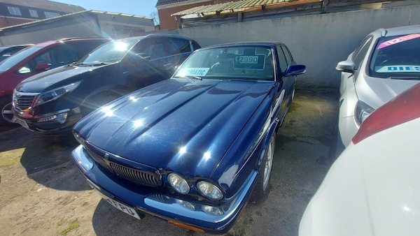 Used Jaguar XJ 2001 for sale - 75575437: Photo 3