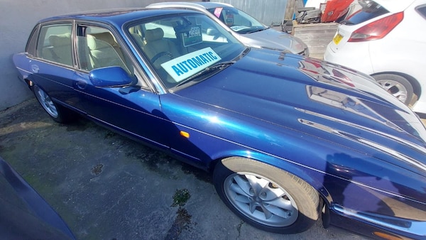 Used Jaguar XJ 2001 for sale - 75575437: Photo 6
