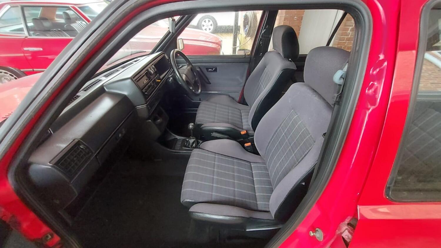 Used Volkswagen Golf 1990 for sale - 76793569: Photo 13