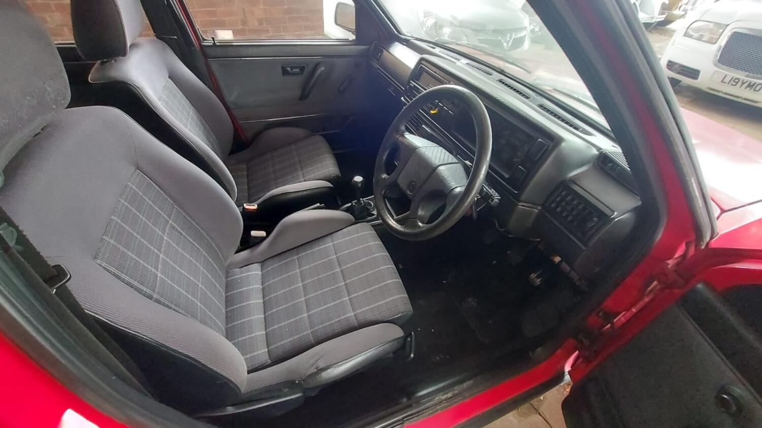 Used Volkswagen Golf 1990 for sale - 76793569: Photo 18