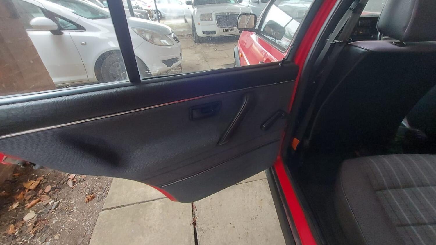 Used Volkswagen Golf 1990 for sale - 76793569: Photo 24