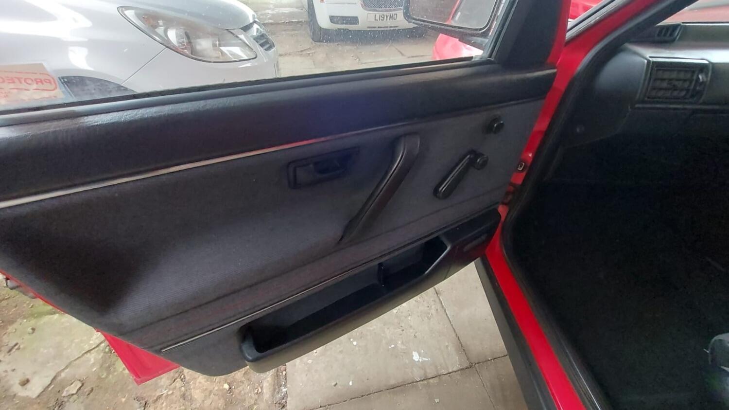 Used Volkswagen Golf 1990 for sale - 76793569: Photo 25