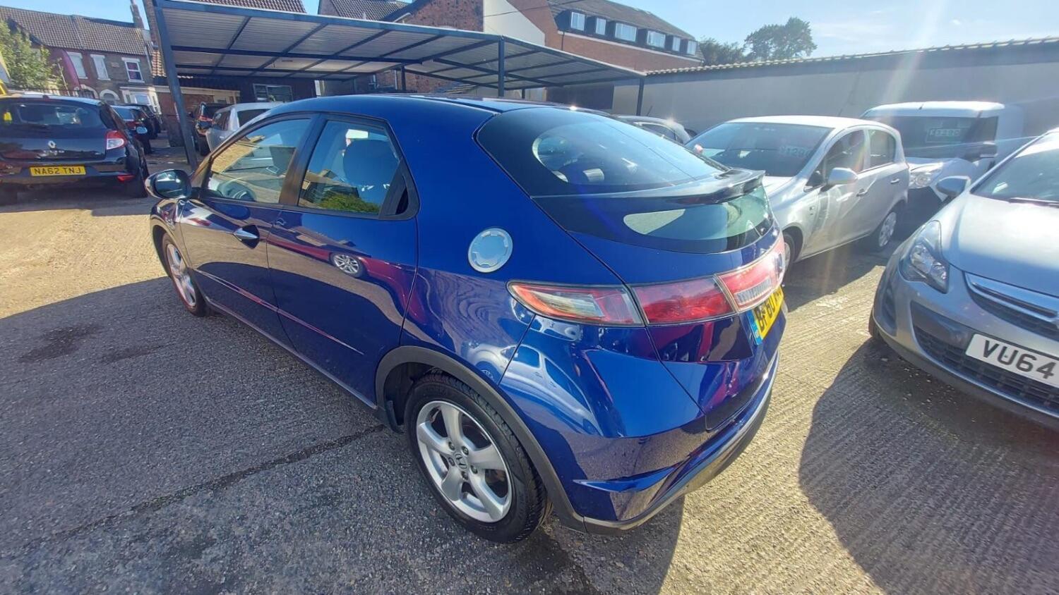 Used Honda Civic 2010 for sale - 76793574: Photo 10