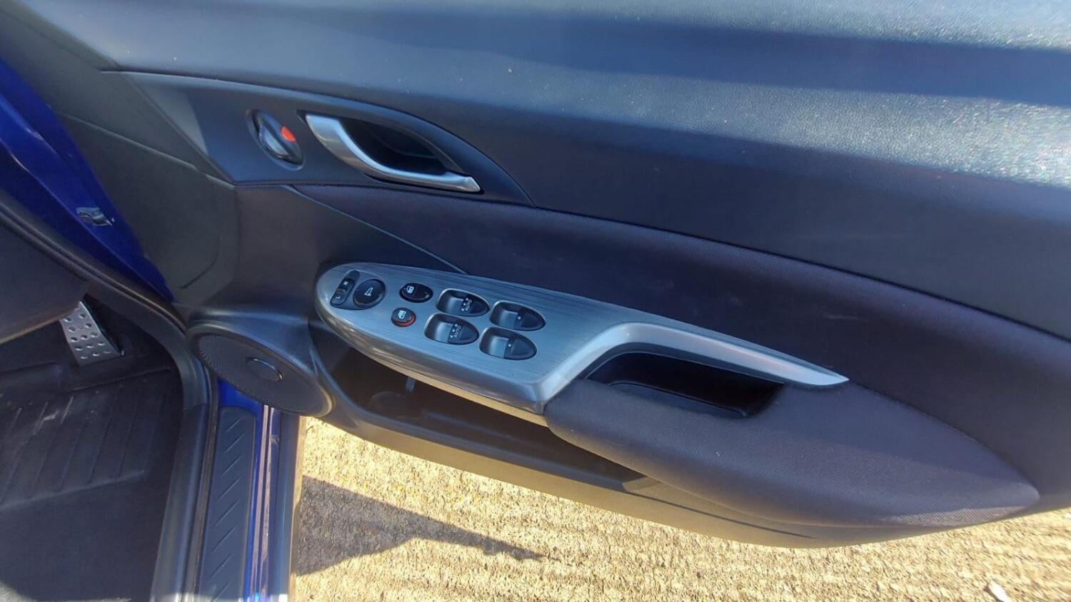 Used Honda Civic 2010 for sale - 76793574: Photo 20