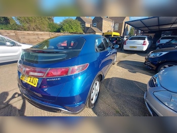 Used Honda Civic 2010 for sale - 76793574: Photo