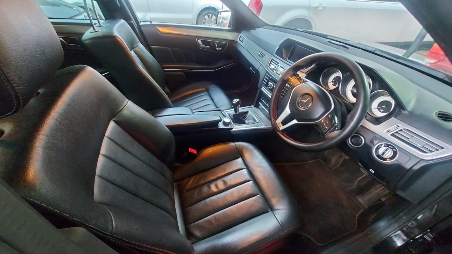 Used Mercedes-Benz E Class 2014 for sale - 76957222: Photo 15