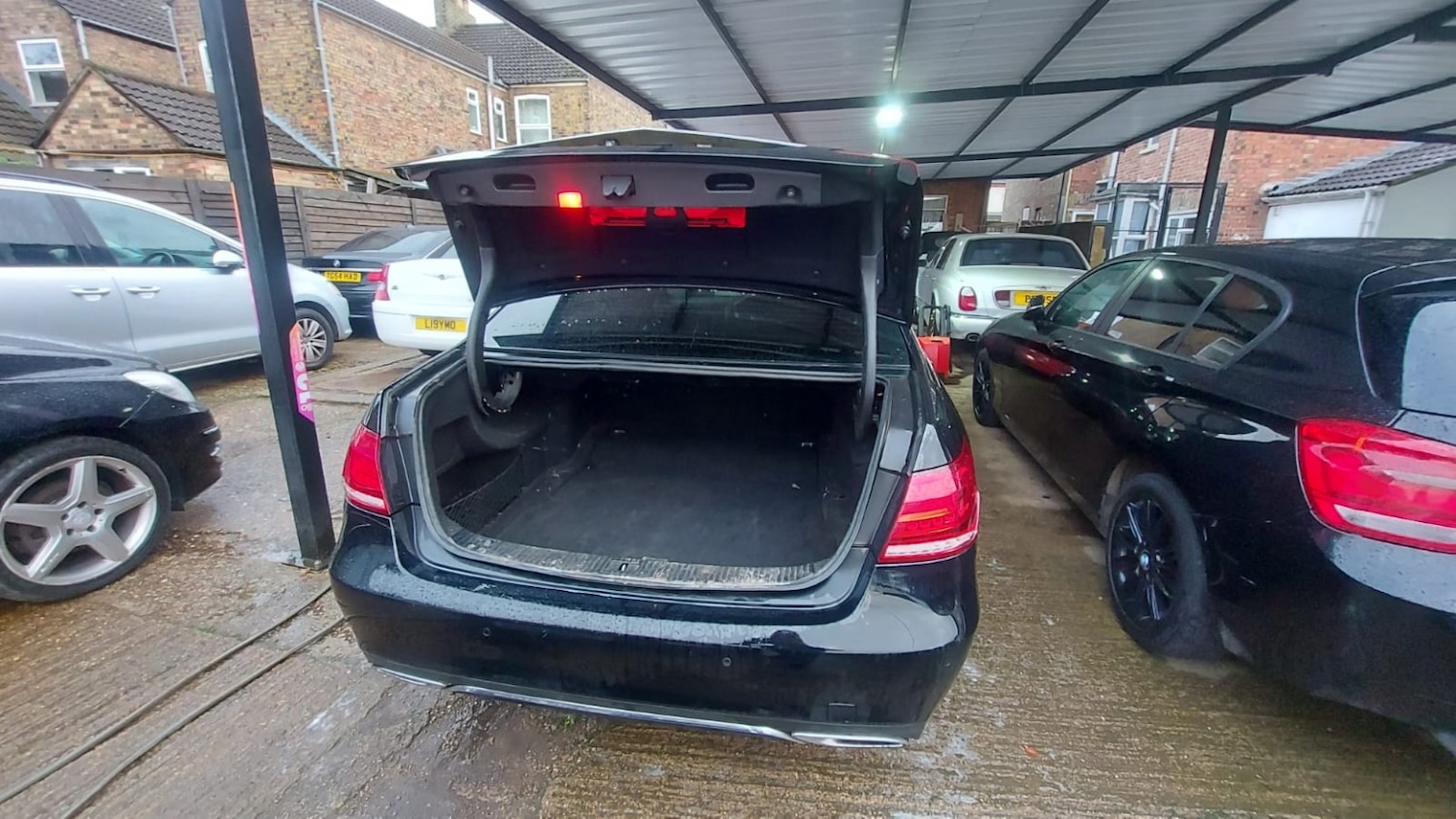 Used Mercedes-Benz E Class 2014 for sale - 76957222: Photo 7