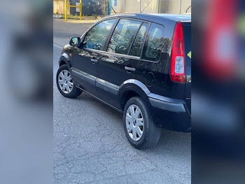 Used Ford Fusion 2010 for sale - 78168911: Photo