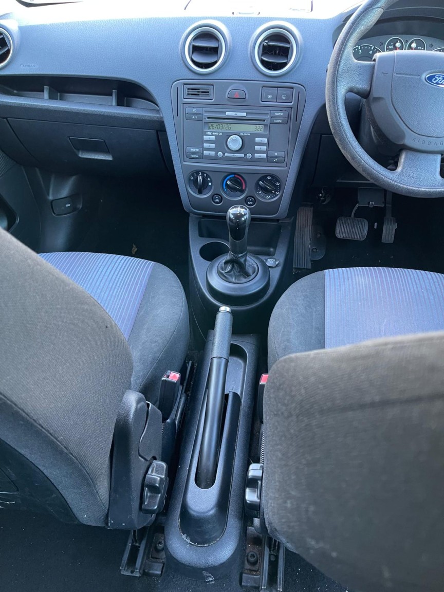 Used Ford Fusion 2010 for sale - 78168911: Photo 8