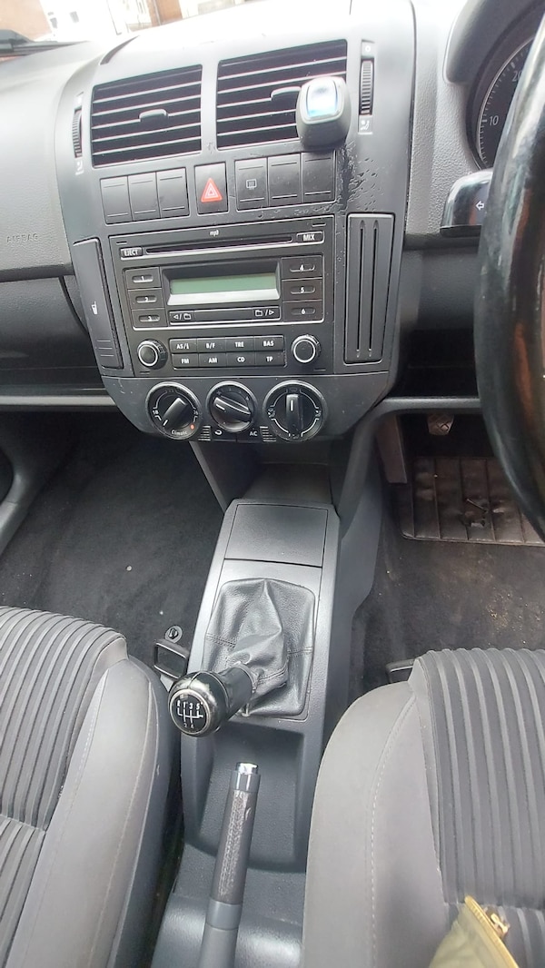 Used Volkswagen Polo 2006 for sale - 76237147: Photo 20