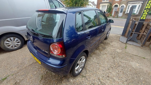 Used Volkswagen Polo 2006 for sale - 76237147: Photo 8